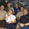  Raumfahrer an Bord der ISS (v.l.n.r.): Mikhail Tyurin, Jeffrey N. Williams, Anoushe Ansari, Dr. Thomas Reiter, Michael Lopez-Alegria und Pavel Vinogradov. Die drei Letztgenannten nehmen am 25. Oktober stellvertretend für die ISS-Besatzungen den Friedenspreis entgegen. 